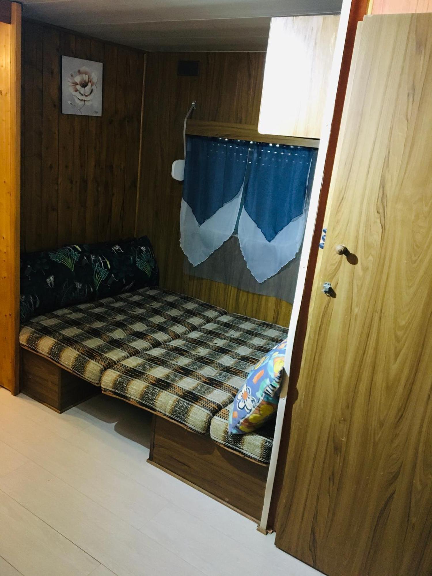 Holiday home Maison De *